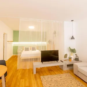 Apartament -